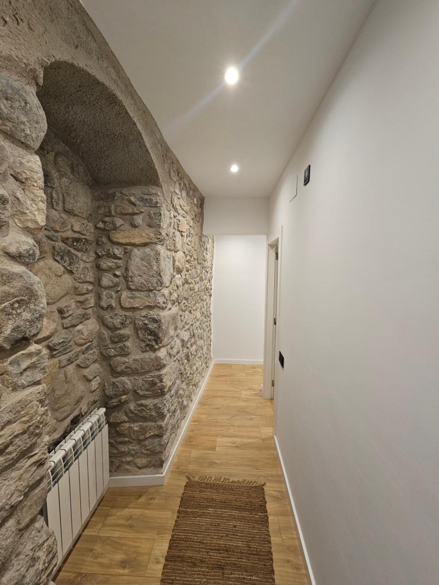 En El Corazon De Baga, Precioso Pueblo Medieval Appartement